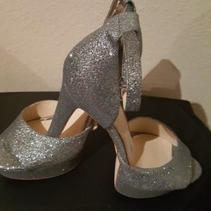 Jessica Simpson platform heels